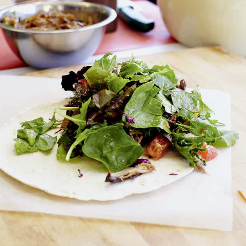 Salade en tortille Jeanne-Mance, Ô sœurs volantes