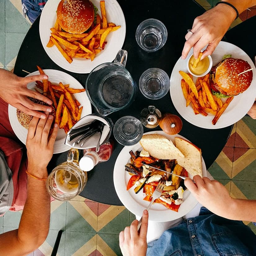 7 aliments qui accélèrent le vieillissement