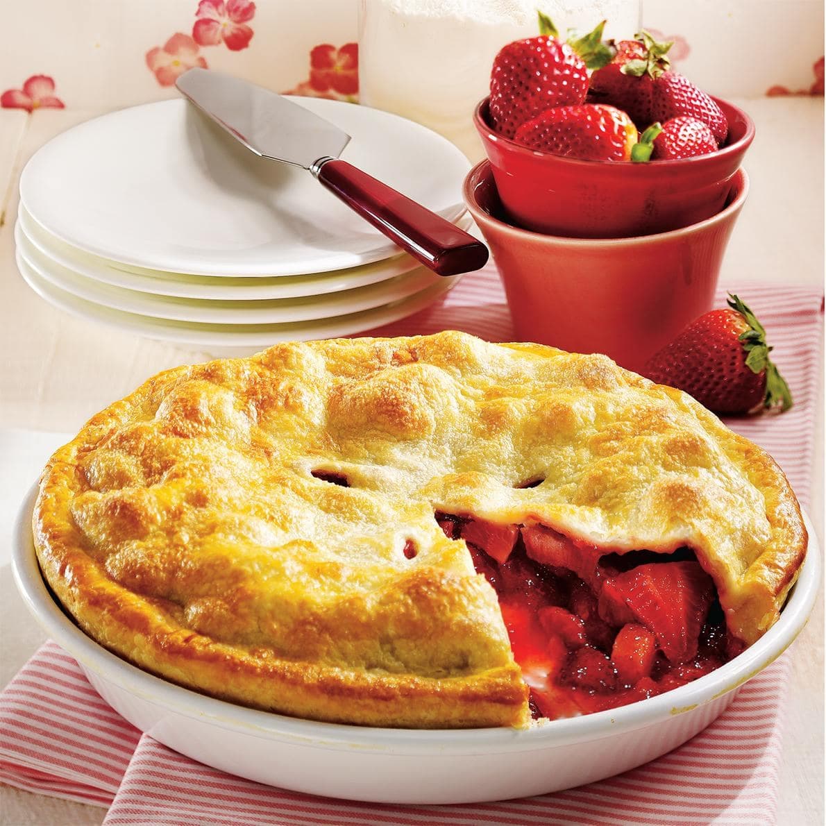 Tarte aux fraises et à la rhubarbe