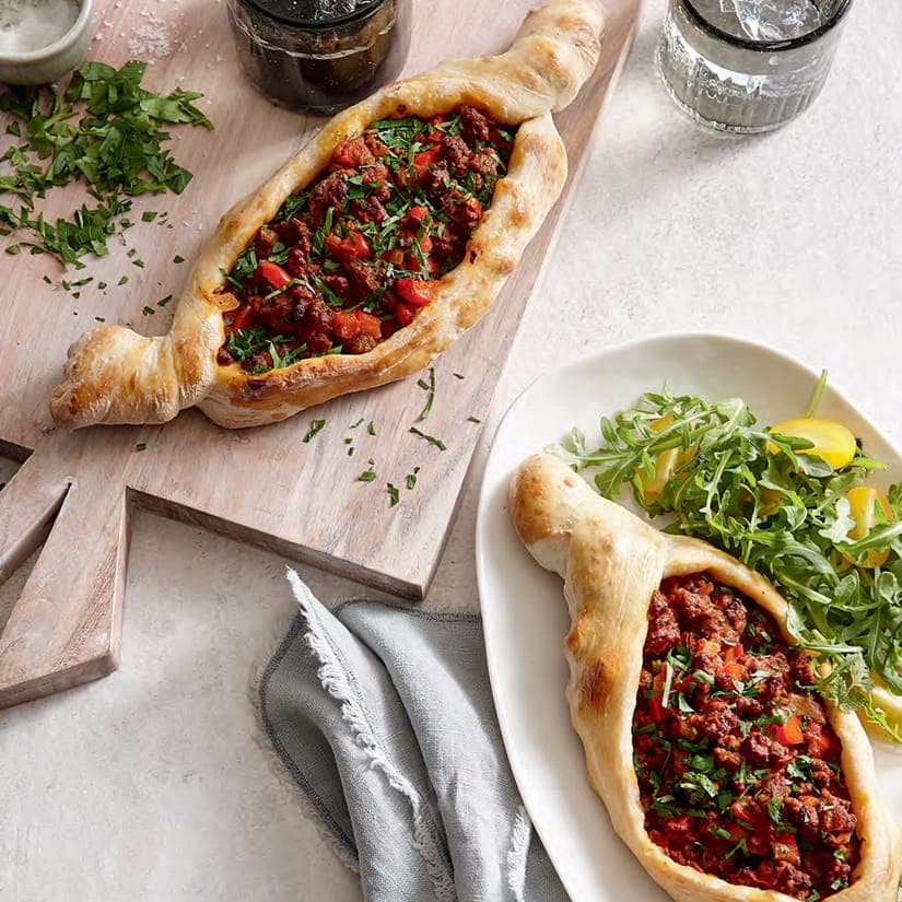 Pizzas turques au bœuf haché (pides)