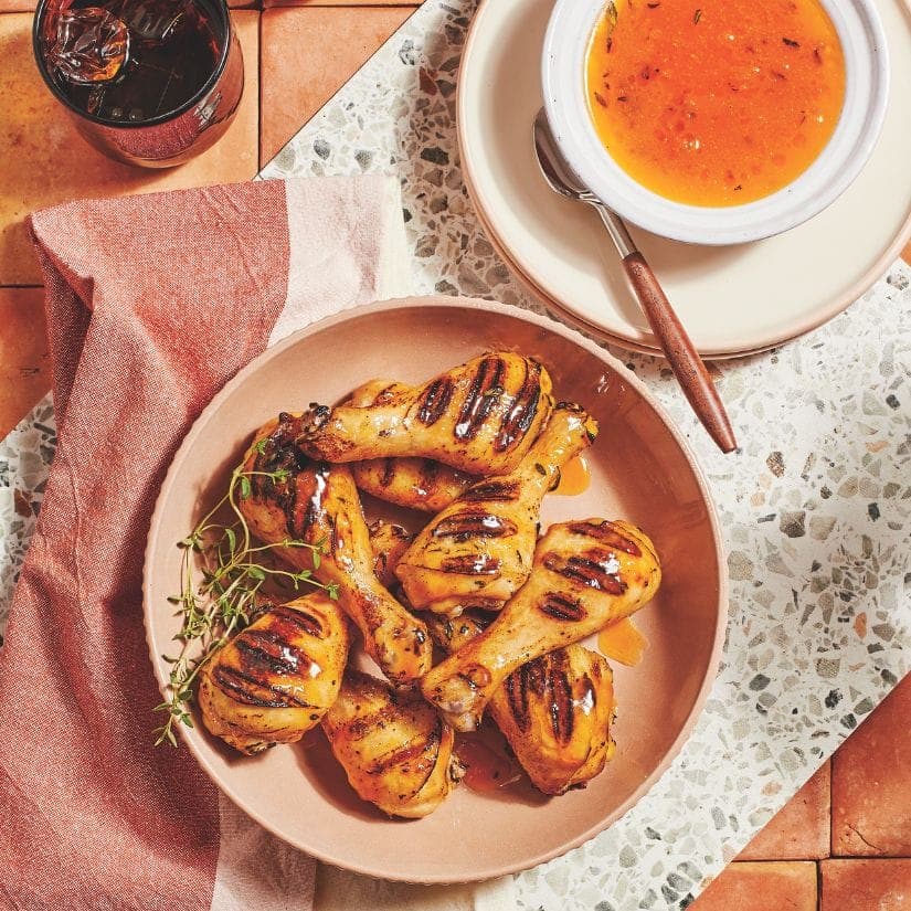 Pilons de poulet à la sauce Buffalo aux pêches