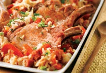 Casserole de côtelettes de porc et de riz
