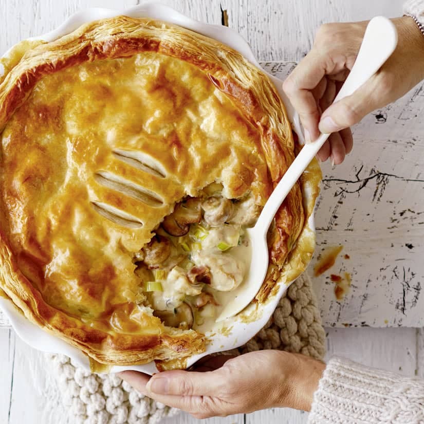 Pâté au poulet, champignons, bacon et poireaux