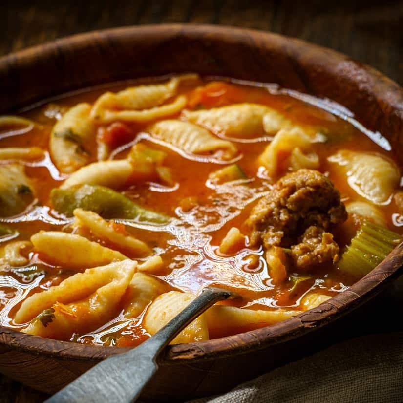 Soupe minestrone à la saucisse