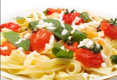 Linguine au pesto et aux tomates cerises