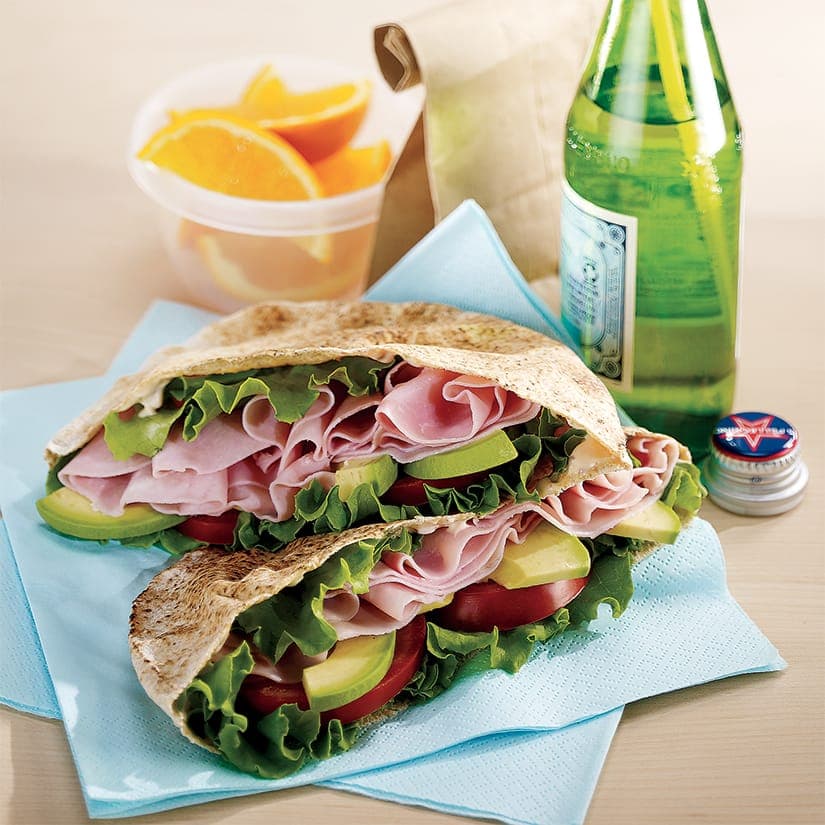 Pitas au jambon, mayonnaise épicée