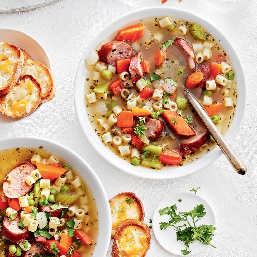 Minestrone aux saucisses fumées