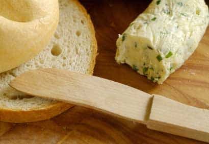 Beurre à la coriandre et à la lime