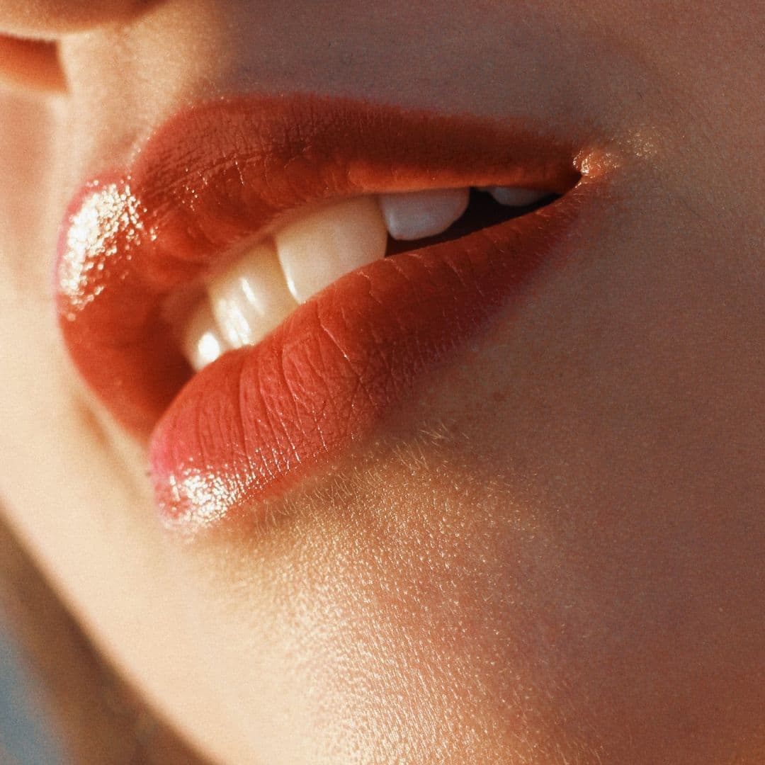 Ne perdez plus votre baume à lèvres : la technique