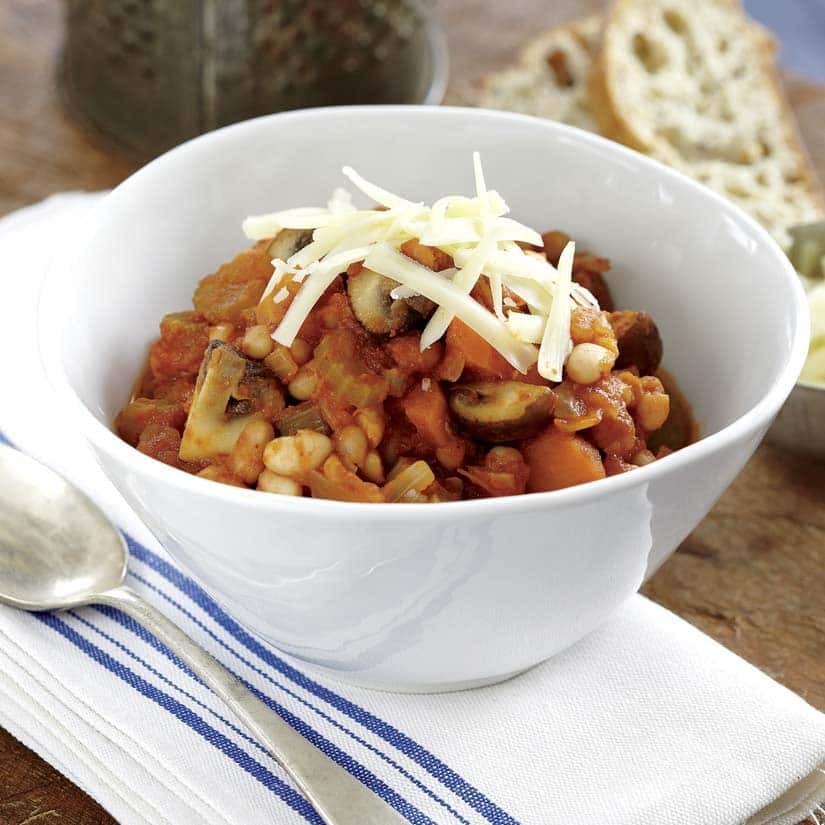 Chili végé haricots blancs et champignons mijotés