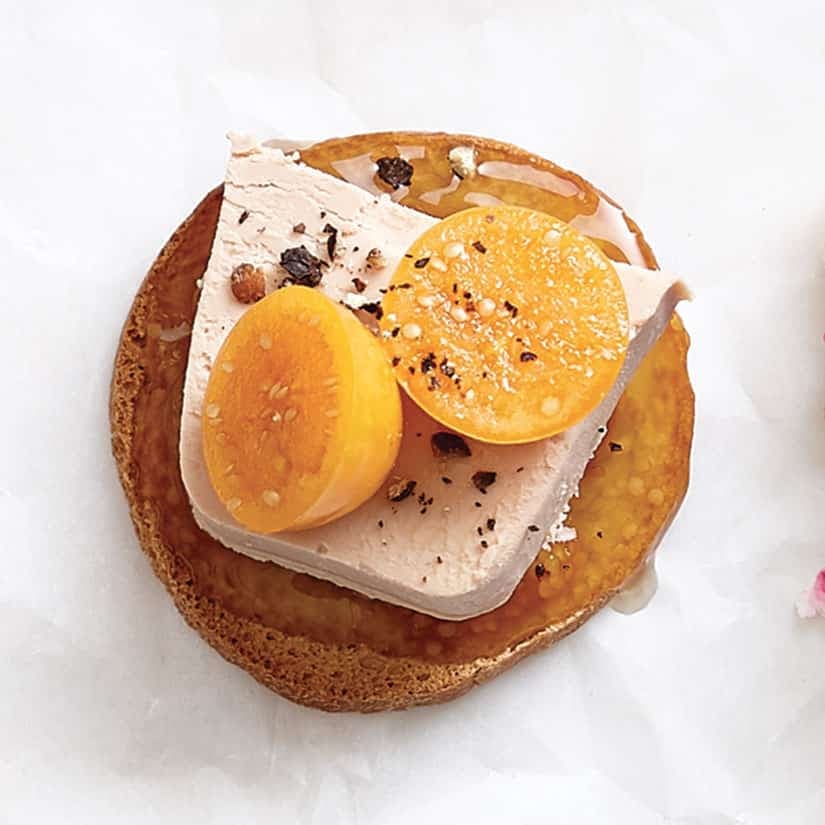 Canapés foie gras et cerises de terre