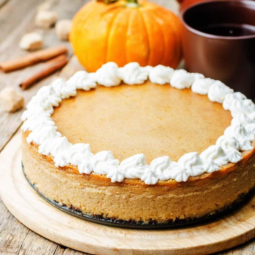 Gâteau mousse à la citrouille et aux noix