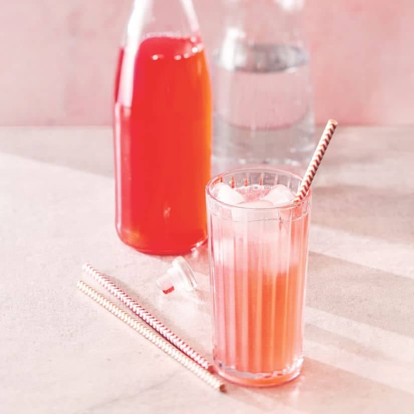 Sirop à la rhubarbe épicée