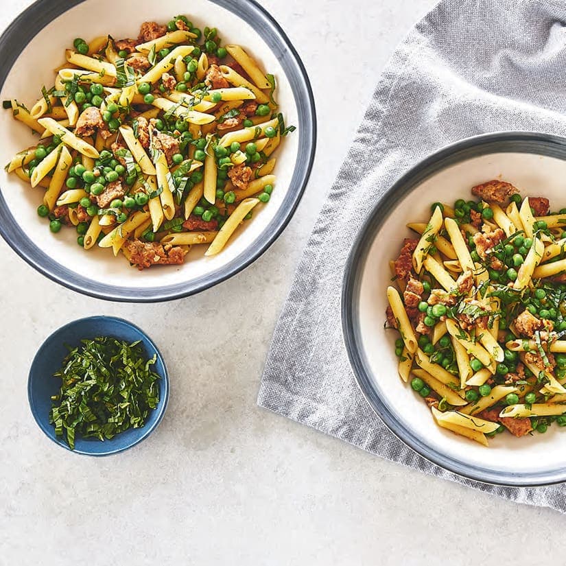 Pâtes aux merguez, petits pois et menthe