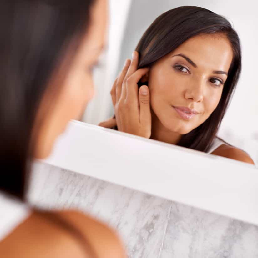 10 astuces de pro pour un maquillage longue tenue