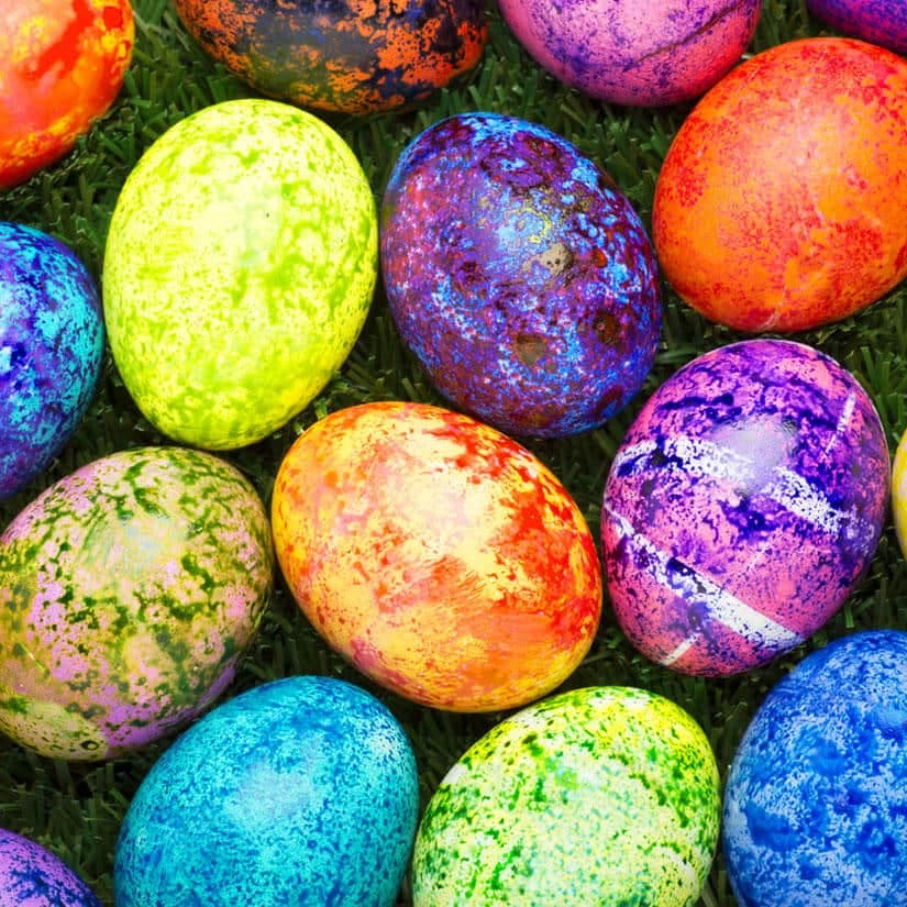 10 idées fun pour décorer vos oeufs de Pâques