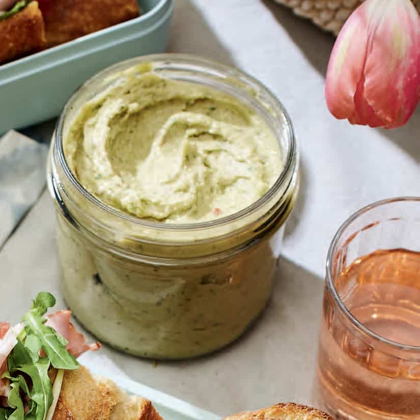 Trempette haricots blancs, ail rôti et pistaches