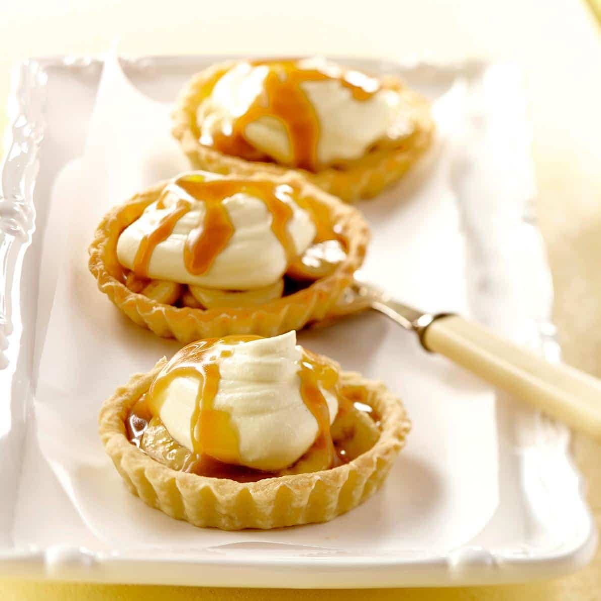 Tartelettes bananes caramel, crème chocolat blanc