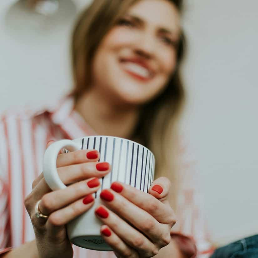 Top 8 vernis à ongles tendance pour le printemps