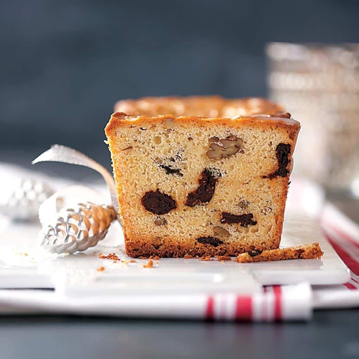 Gâteau quatre-quarts aux cerises et aux pacanes