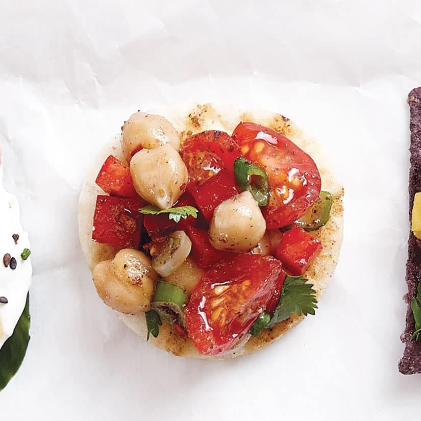 Canapés mininaans, tomates et pois chiches