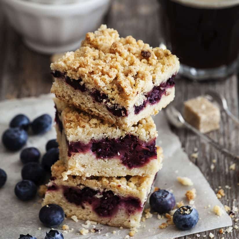 Carrés à l'avoine et aux bleuets