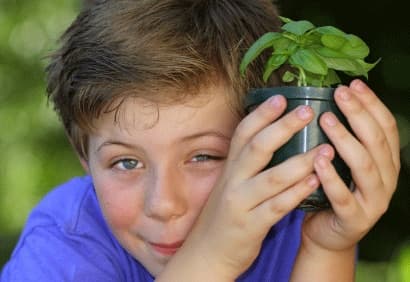 Cultiver avec nos enfants