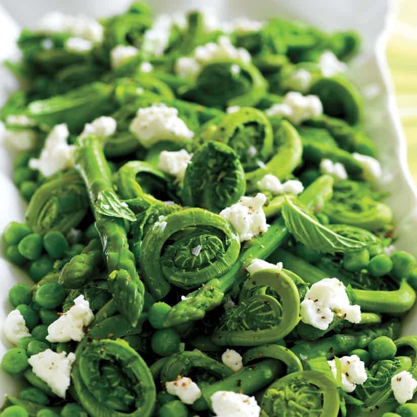 Salade fougères, petits pois et asperges
