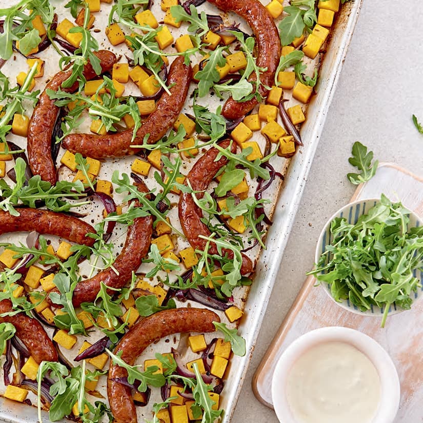 Plaque de merguez à la courge et à la roquette