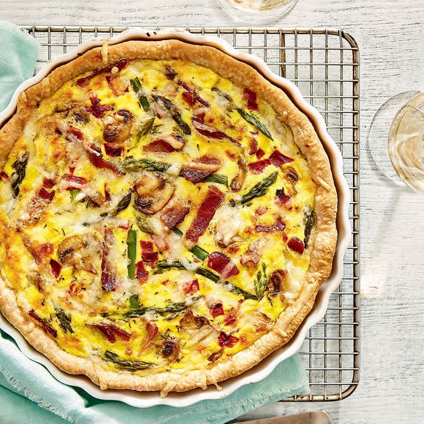 Quiche aux asperges, aux champignons et au bacon